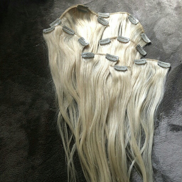 Blonde Human Remy hair extensions - Picture 3 of 6